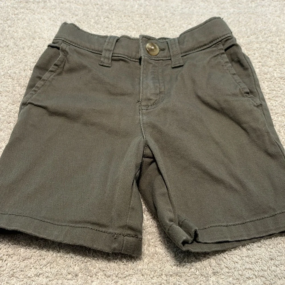 Old Navy Stretch Green Boys Toddler Shorts 2T